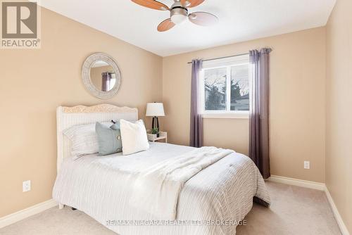 20 Peel Street, St. Catharines (438 - Port Dalhousie), ON - Indoor Photo Showing Bedroom