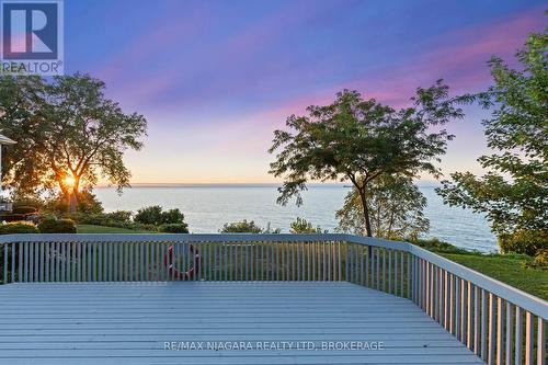 20 Peel Street, St. Catharines (438 - Port Dalhousie), ON - Outdoor With Body Of Water With View