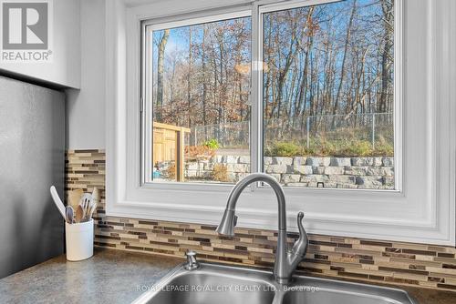 255 Kingham Road, Halton Hills, ON - Indoor Photo Showing Kitchen With Double Sink