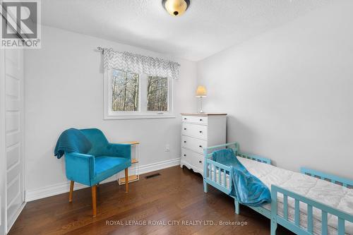 255 Kingham Road, Halton Hills, ON - Indoor Photo Showing Bedroom