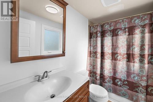 255 Kingham Road, Halton Hills, ON - Indoor Photo Showing Bathroom