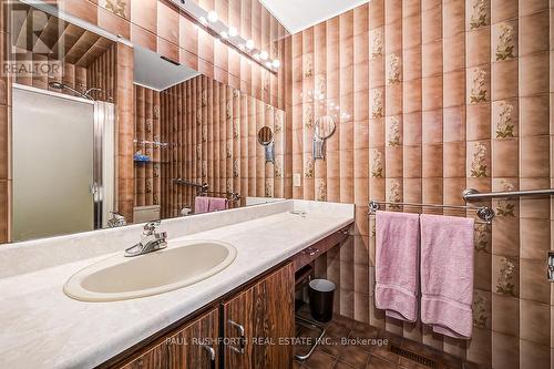 882 Explorer Lane, Ottawa, ON - Indoor Photo Showing Bathroom