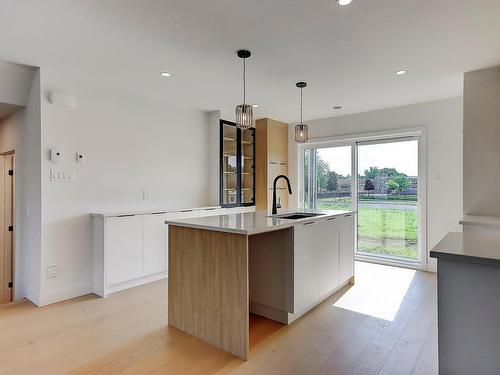 Cuisine - 936 Rue Pierre-Gauthier, Chambly, QC - Indoor Photo Showing Kitchen