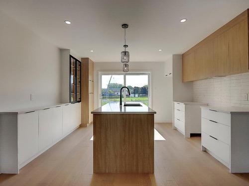 Cuisine - 936 Rue Pierre-Gauthier, Chambly, QC - Indoor Photo Showing Kitchen