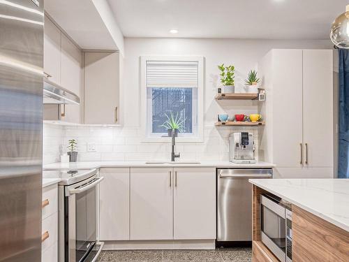 Cuisine - 1307 Rue De La Providence, Longueuil (Le Vieux-Longueuil), QC - Indoor Photo Showing Kitchen