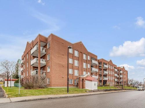 Exterior - 213-800 Rue De Villers, Québec (Sainte-Foy/Sillery/Cap-Rouge), QC - Outdoor With Facade