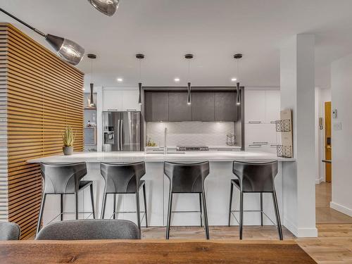 Kitchen - 213-800 Rue De Villers, Québec (Sainte-Foy/Sillery/Cap-Rouge), QC - Indoor Photo Showing Kitchen With Upgraded Kitchen