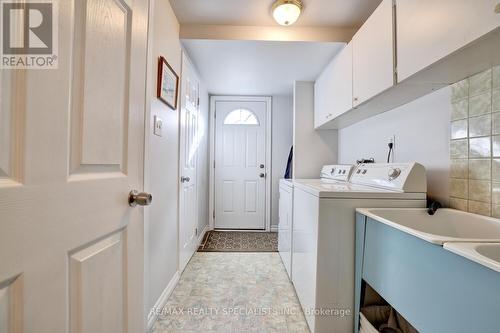 3445 Charmaine Heights, Mississauga, ON - Indoor Photo Showing Laundry Room