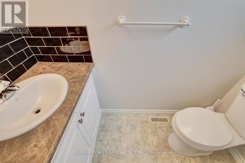 3445 Charmaine Heights, Mississauga, ON - Indoor Photo Showing Bathroom