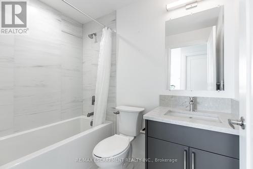 1107 - 500 Brock Avenue, Burlington, ON - Indoor Photo Showing Bathroom