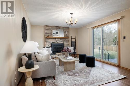 751 Cochrane Street, Whitby (Downtown Whitby), ON - Indoor Photo Showing Living Room With Fireplace