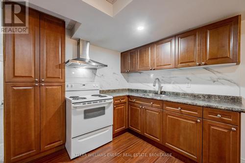 1533 Clearbrook Drive, Oshawa (Taunton), ON - Indoor Photo Showing Kitchen