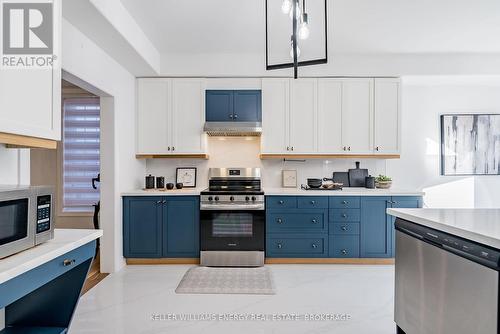 1533 Clearbrook Drive, Oshawa (Taunton), ON - Indoor Photo Showing Kitchen