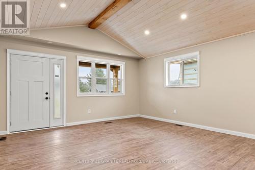 11 Williams Drive, Bancroft, ON - Indoor Photo Showing Other Room