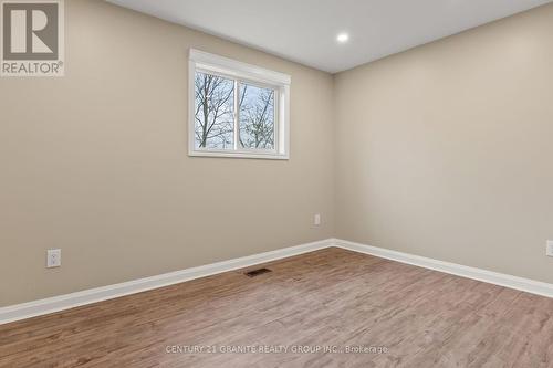 11 Williams Drive, Bancroft, ON - Indoor Photo Showing Other Room