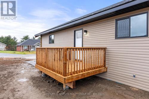 11 Williams Drive, Bancroft, ON - Outdoor With Exterior