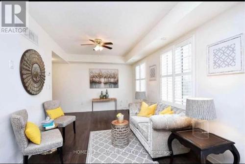 36 - 180 Howden Boulevard, Brampton, ON - Indoor Photo Showing Living Room