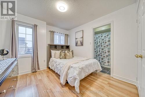 31 Watsonbrook Drive, Brampton, ON - Indoor Photo Showing Bedroom