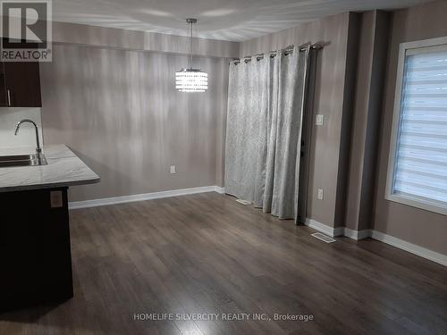 75 Sherway Street, Hamilton, ON - Indoor Photo Showing Other Room