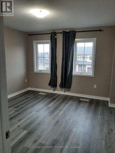 75 Sherway Street, Hamilton, ON - Indoor Photo Showing Other Room