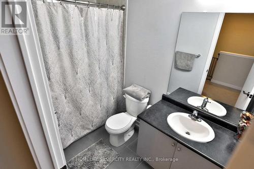 75 Sherway Street, Hamilton, ON - Indoor Photo Showing Bathroom