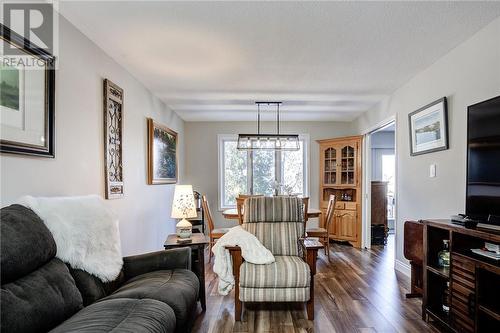 79 Lady Ashley Court, Sudbury, ON - Indoor Photo Showing Living Room