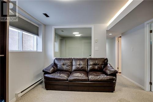 79 Lady Ashley Court, Sudbury, ON - Indoor Photo Showing Living Room