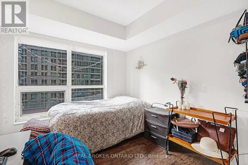 1013 - 18 Yonge Street, Toronto, ON - Indoor Photo Showing Bedroom