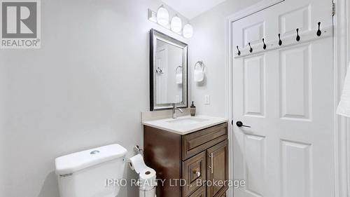 2798 Lindholm Crescent, Mississauga, ON - Indoor Photo Showing Bathroom