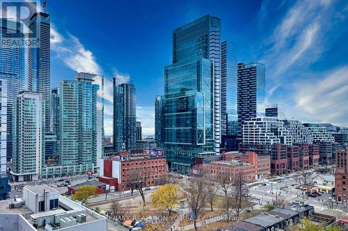 1403 - 375 King Street W, Toronto, ON - Outdoor With Facade