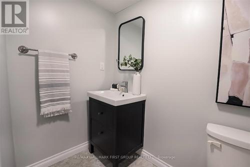 1182 Attersley Drive, Oshawa, ON - Indoor Photo Showing Bathroom