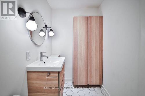 58 Fern Avenue, Toronto, ON - Indoor Photo Showing Bathroom