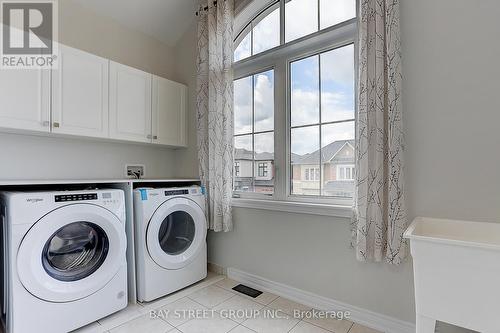 146 Petgor Path, Oakville, ON - Indoor Photo Showing Laundry Room