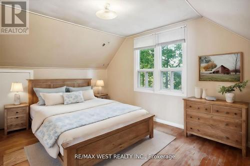 55 Stewart Street, Oakville, ON - Indoor Photo Showing Bedroom