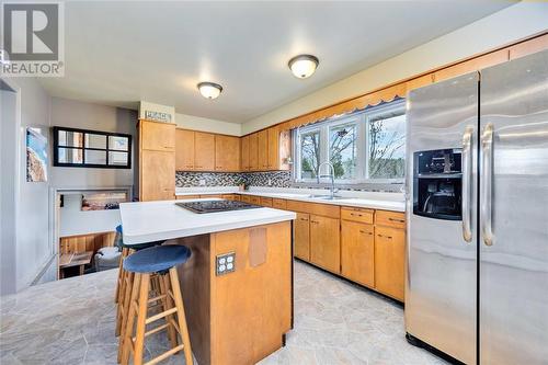 4715 Lakeside Street, Plympton-Wyoming, ON - Indoor Photo Showing Kitchen With Double Sink