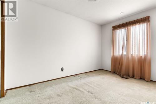 27 Laubach Avenue, Regina, SK - Indoor Photo Showing Other Room