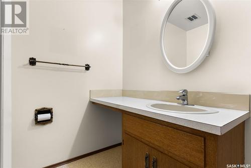 27 Laubach Avenue, Regina, SK - Indoor Photo Showing Bathroom