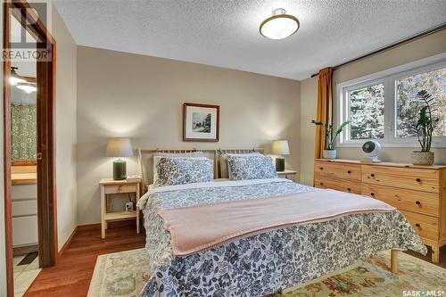 134 Silverwood Road, Saskatoon, SK - Indoor Photo Showing Bedroom