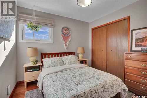 134 Silverwood Road, Saskatoon, SK - Indoor Photo Showing Bedroom