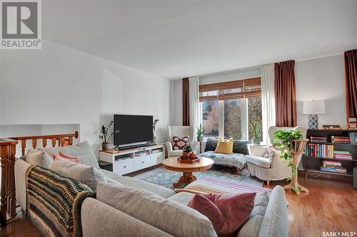 134 Silverwood Road, Saskatoon, SK - Indoor Photo Showing Living Room