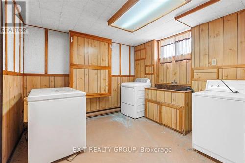 21 Hollandale Avenue, Quinte West, ON - Indoor Photo Showing Laundry Room