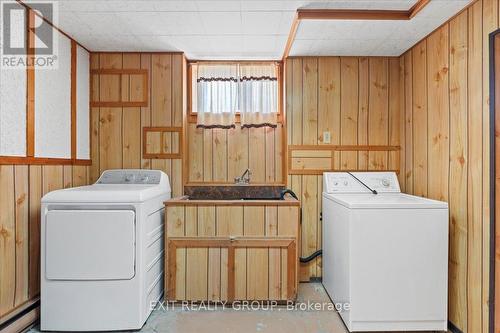 21 Hollandale Avenue, Quinte West, ON - Indoor Photo Showing Laundry Room