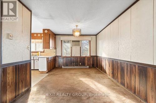 21 Hollandale Avenue, Quinte West, ON - Indoor Photo Showing Kitchen