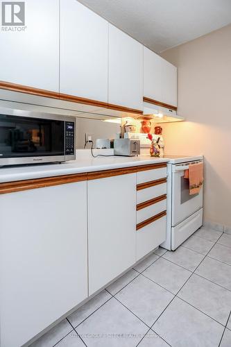 110 - 1103 Jalna Boulevard, London, ON - Indoor Photo Showing Kitchen