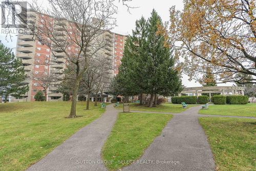 110 - 1103 Jalna Boulevard, London, ON - Outdoor