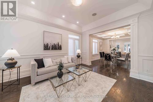 116 Church Avenue, Toronto, ON - Indoor Photo Showing Living Room