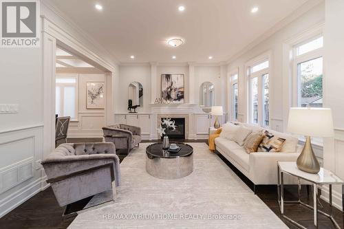 116 Church Avenue, Toronto, ON - Indoor Photo Showing Living Room