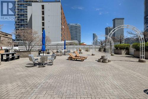 1706 - 25 The Esplanade, Toronto, ON - Outdoor