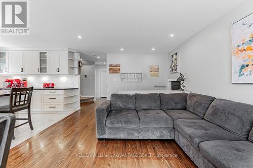 87 Merryfield Drive, Toronto, ON - Indoor Photo Showing Living Room