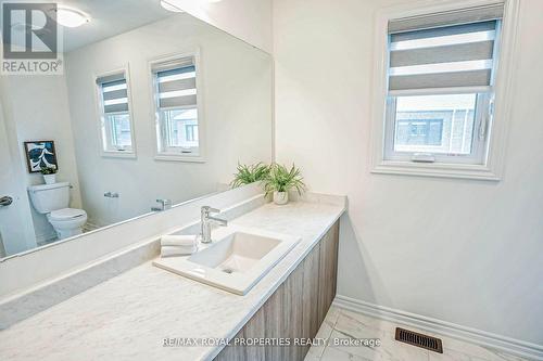 416 Coronation Road, Whitby, ON - Indoor Photo Showing Bathroom